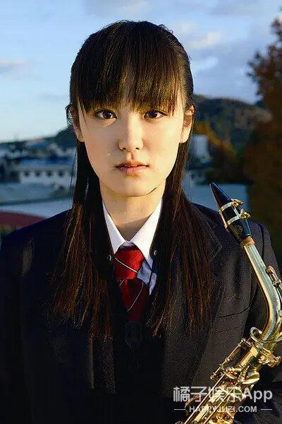 还记得《艺伎回忆录》的小千代吗？真是女大十八变啊