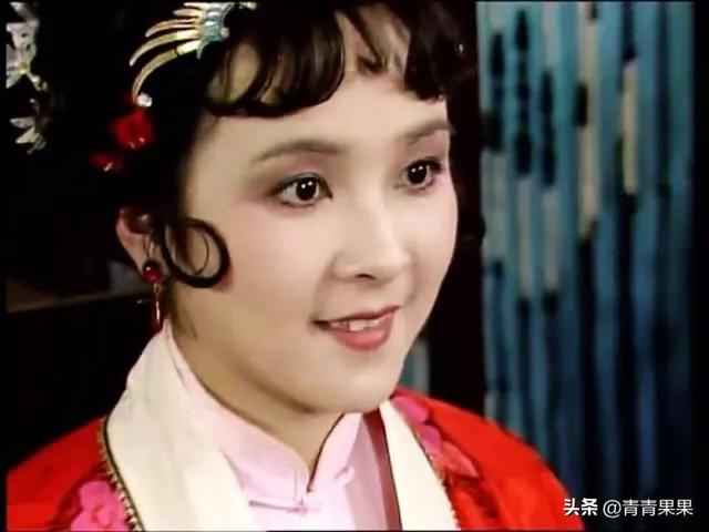 贾母问宝琴的生辰八字，真的是为了给宝玉求配吗？还是另有隐情？