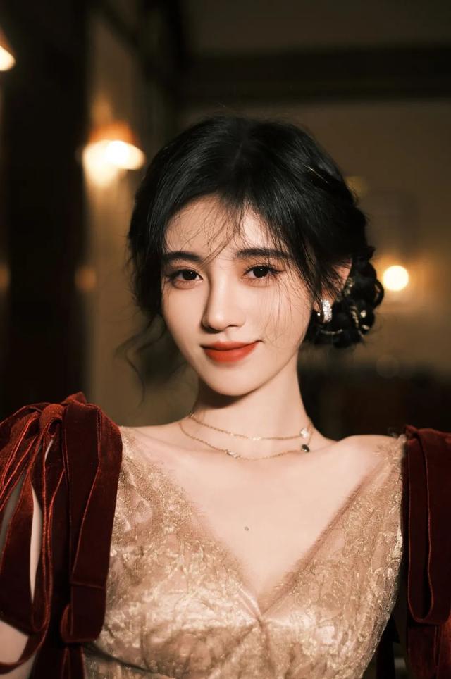 这届淡颜系小花，是美商都拉满了吗？