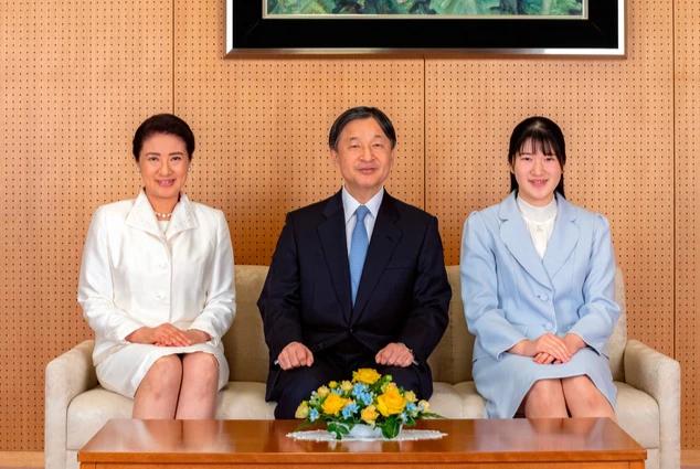 日本王室又曝丑闻！16岁未来天皇抄袭，民众怒：让爱子公主当天皇
