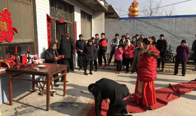老祖宗说结婚要“怀春”，2021是无春年，打算结婚的怎么办？